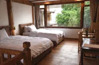 Habuda Yungu Hostel