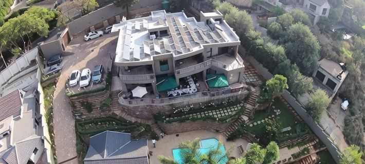Over the Moon Guesthouse Hotels in Randburg