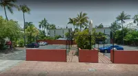 Coconut Grove Holiday Apartments