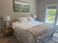 Outdoor living at its best with new construction, pet friendly and water views Hotels in Cedar Point