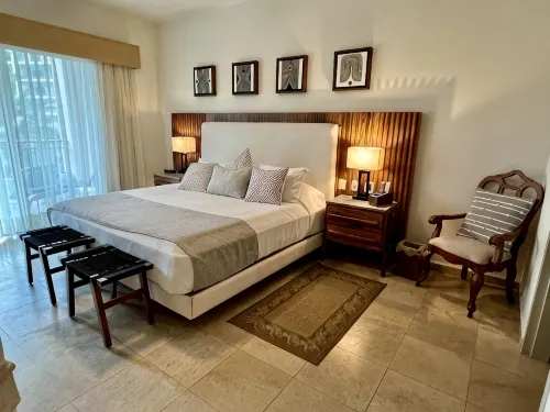 Beachfront Luxury 2 BR Apartment Playa Royale Towers, Nuevo Vallarta, MEXICO