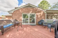 Fabulous 5 Bedroom 3 Bathroom Holiday House Near Beaches. WE SANITIZE!