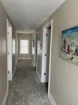 Charming Beachfront 4-bedroom cottage with WiFi, AC in Coldwater