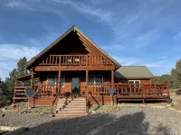 Apache Mesa Log Cabin Home Near Chama - 3-Star