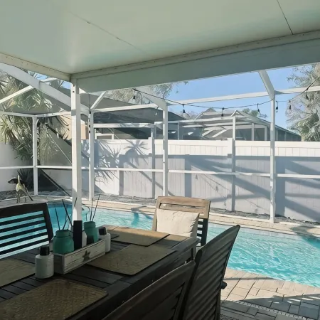 Newly remodeled beach themed home 3BR 2 BA