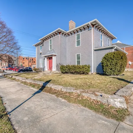 Charming 1BR Retreat Near DePauw University & Downtown Greencastle!