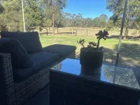 Rural Retreat - 5 mins from town and beaches - Homestays