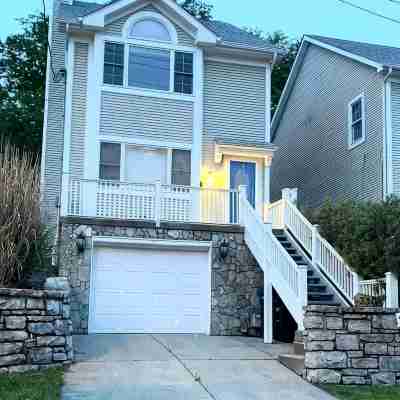 Modern & Charming 2-bedroom Home Minutes from Downtown! Hotel Exterior
