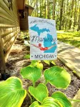 10 acres of woodland PRIVACY:  charming 3-bedroom home by Manistee w/ WiFi, AC - 4-Star