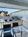 Ocean Views, seconds to the beach, and a 5 minute walk to downtown shopping! - 2-Star