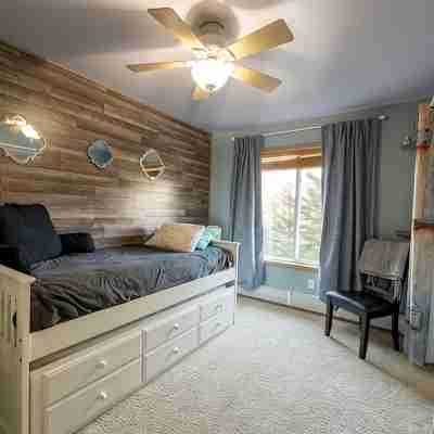 HIlltop Haven Rooms