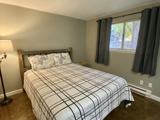 Cheerful 2 bedroom Best Value in NW Boise; 10 min to downtown
