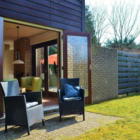 Detached house of 95m2, exclusive on the edge of the park, garden 700m2.