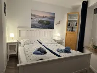 Apartment directly in the city marina/yacht harbor with a fantastic view - ห้องครัว