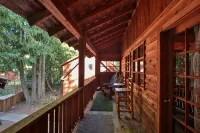 The Dirtyface Mountain Lodge Cup#1596Rustic Charm, Minutes to Leavenworth, Pool - Homestays