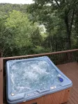 Lake front home, Hot tub, Boat dock near Flat Hollow Marina in Speedwell Tn. - 2-Star