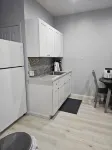 Charming 1-bedroom apartment in fabulous Kings Park with WiFi, AC - Apartments