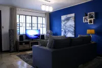 135m2 Townhouse near Airport with air conditioning, washing machine, parking - 방갈로