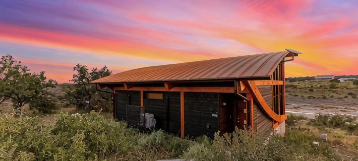 Pedernales River Guesthouses - BLUE Ξενοδοχεία στην πόλη Blanco County
