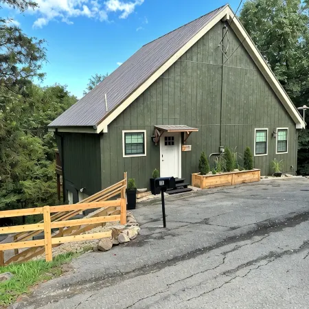 A-frame house 3 miles) to Center Hill Marina