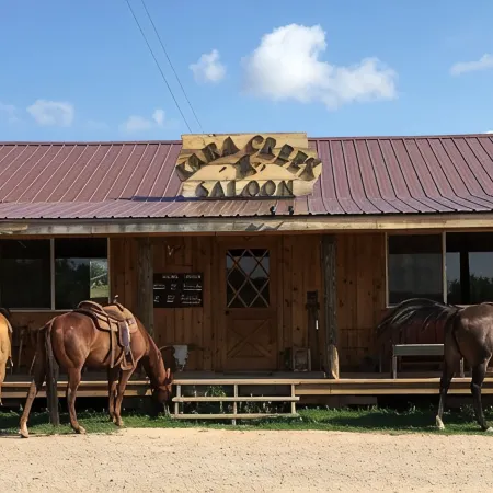 Kara Creek Ranch - King Bed Cabin #8