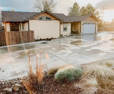 Home with gated driveway near River & Downtown