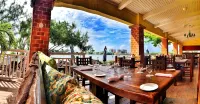 Lovely Ocean Front Sea Palm Villa #2