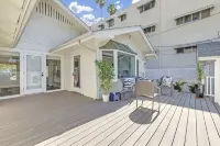 LUXURIOUS CRAFTSMAN HOME 3-BLOCKS AWAY FROM BEACH - บังกะโล