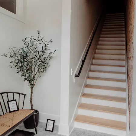 The Principal: Modern Townhome in Downtown