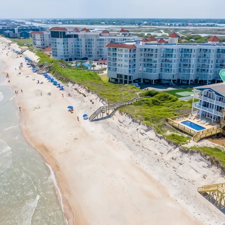 Spectacular 9 Bedroom Luxury Oceanfront sleeps 40  Heated Pool* + Hot Tub*!!