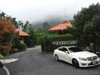 At Sichon Resort - parcheggio