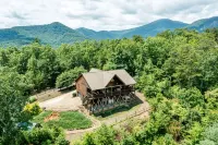 Lake Lure Large Cabin - Sleeps 10 Mountain View’s &  Hot Tub Near Chimney Rock