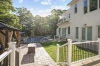 Heated Pool + Hot Tub - Luxe 7Br Villa