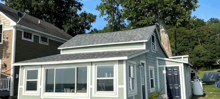 Sunset Bungalow on the water Hotels in Cayuga County