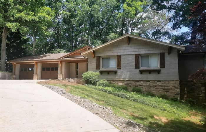 5 bedroom House in Rock Barn Golf & Spa