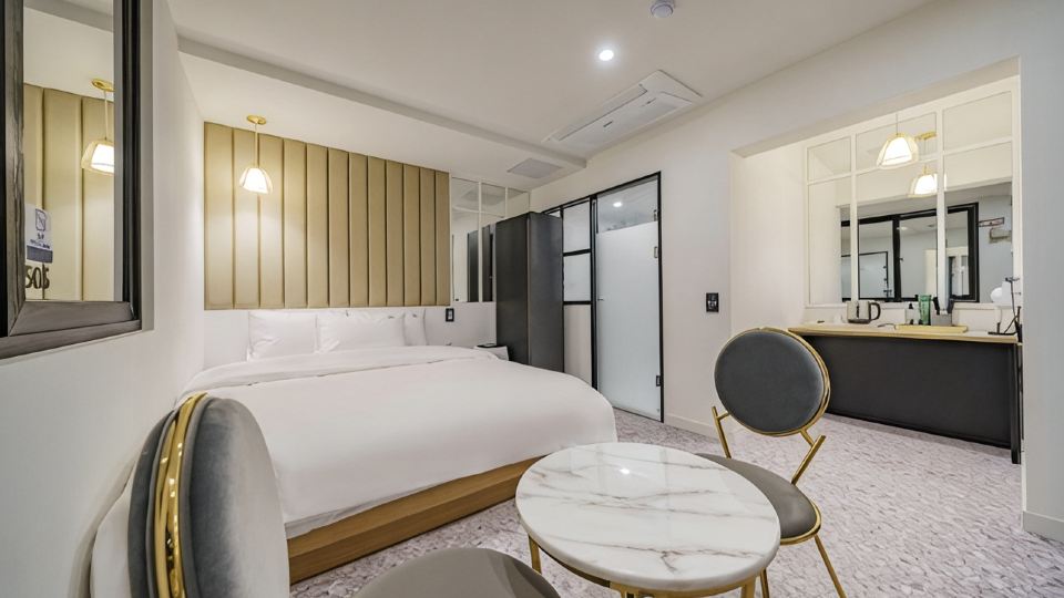 Sacheon Hotel Amber