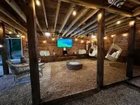 “The Flying Carpet” Moroccan Treehouse
