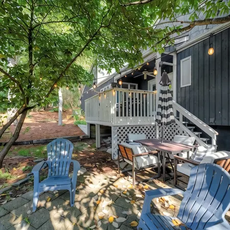 Calhoun Clubhouse 3BR/2BA Home • Sleeps 8 • Fire pit 🔥 • Near #6 & Longleaf ⛳ Отели в г. Пайнхерст