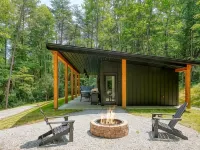 Love Shack Cabin at Trickle Creek Hôtels à : Marion Township