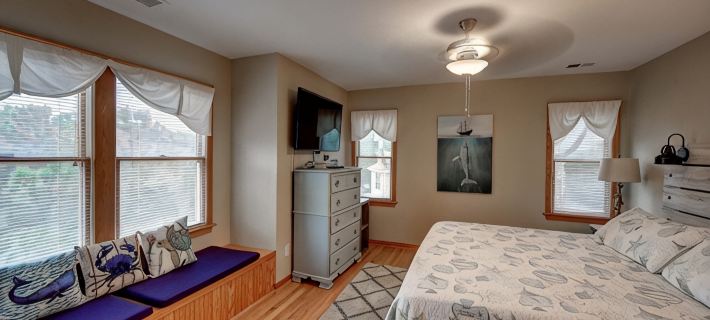 Outer Banks Family-sized Vacation Home 10-minute Walk from the Beach. Hotel di Corolla