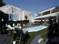 Logis Hôtel la Fauceille - Swimmingpools
