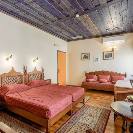 Belmondo Hotel