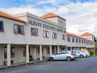 Albany Executive Motor Inn Limited Hotels near QBE Stadium Function Centre