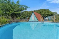 Punta Aguila Beach House/Pool/ Billiard Table/ 7 Beds + 2 Private Rooms - Homestays