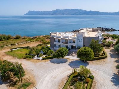 Elena Beach Hotel