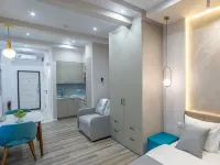 Kompleks Apartamentov "More" Hotels near Millionka