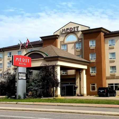 Merit Hotel & Suites