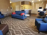 Comfort Inn - parkir
