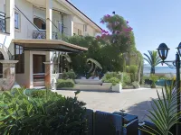 Hotel Palau Hotels near Spiaggia Mannena