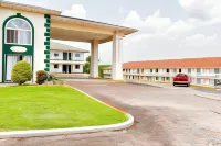 Evergreen Inn